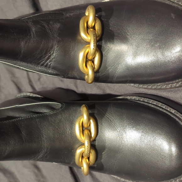 Coach Kenna Bootie Size 9 Black Leather Ankle Boots with Gold Chain Detail - Picture 8 of 10